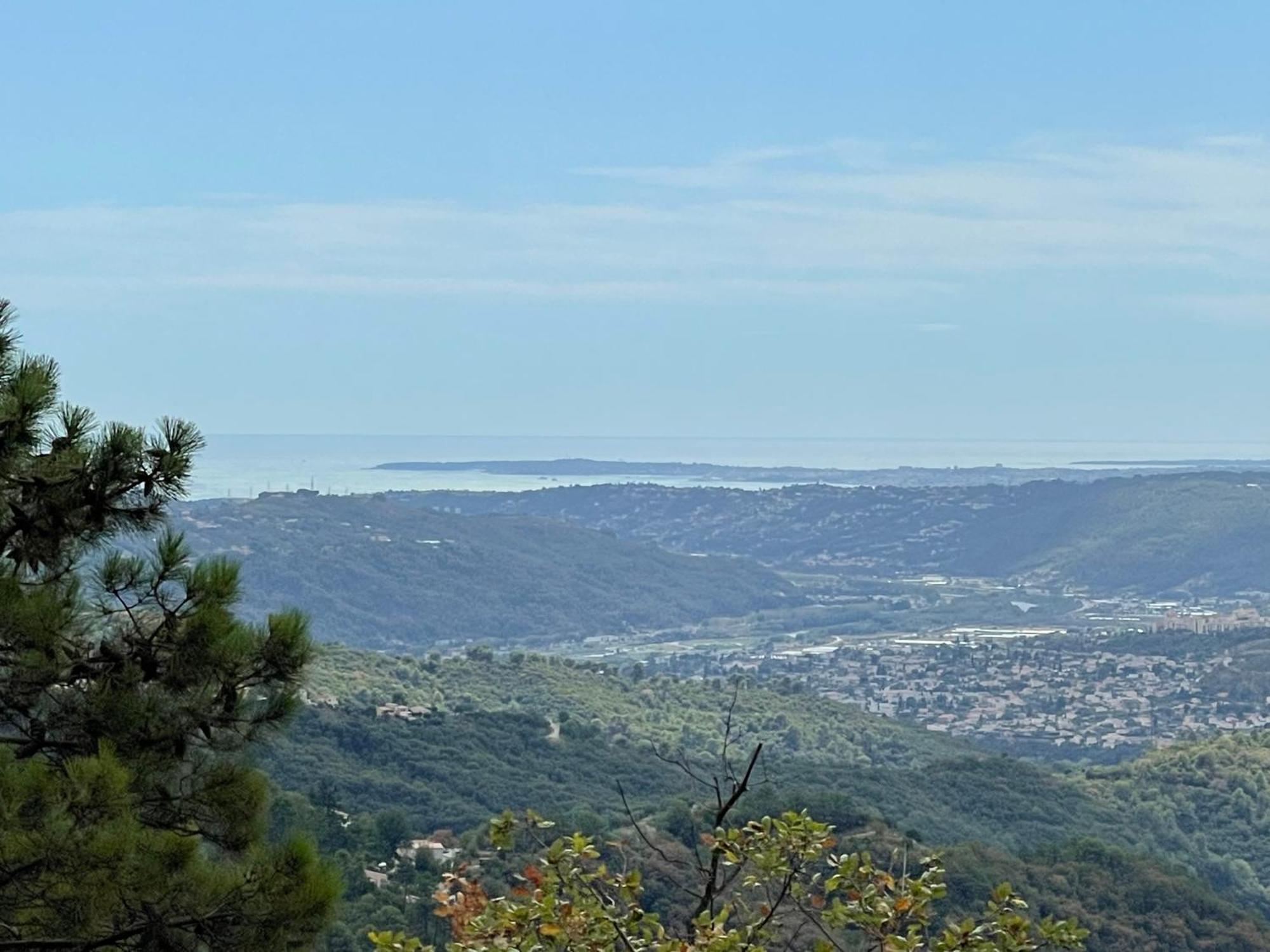 Rez De Jardin, Entre Mer Et Montagne Levens Extérieur photo