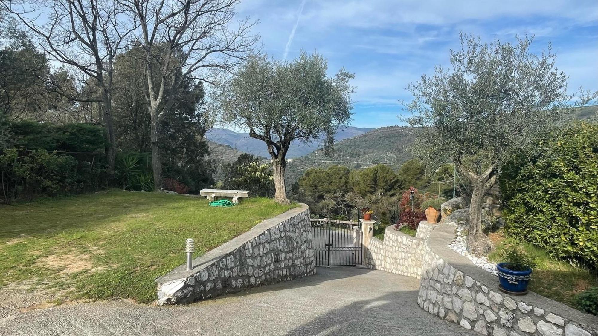 Rez De Jardin, Entre Mer Et Montagne Levens Extérieur photo